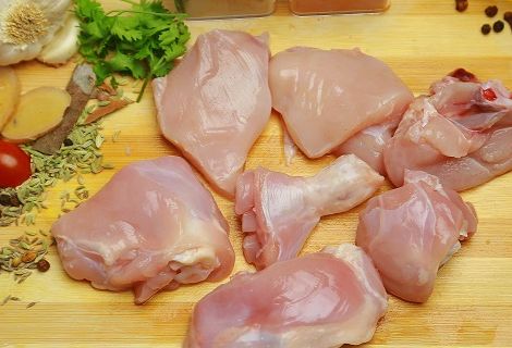 Chicken Curry Cut ( Big ) Skin-less